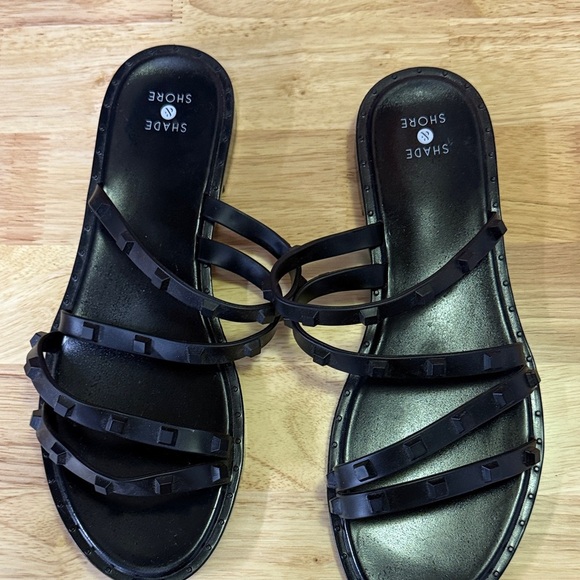 Shade & Shore Black Studded Sandals - Picture 6 of 7